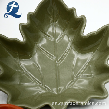 Placa de hojas de cerámica de hoja de arce personalizada